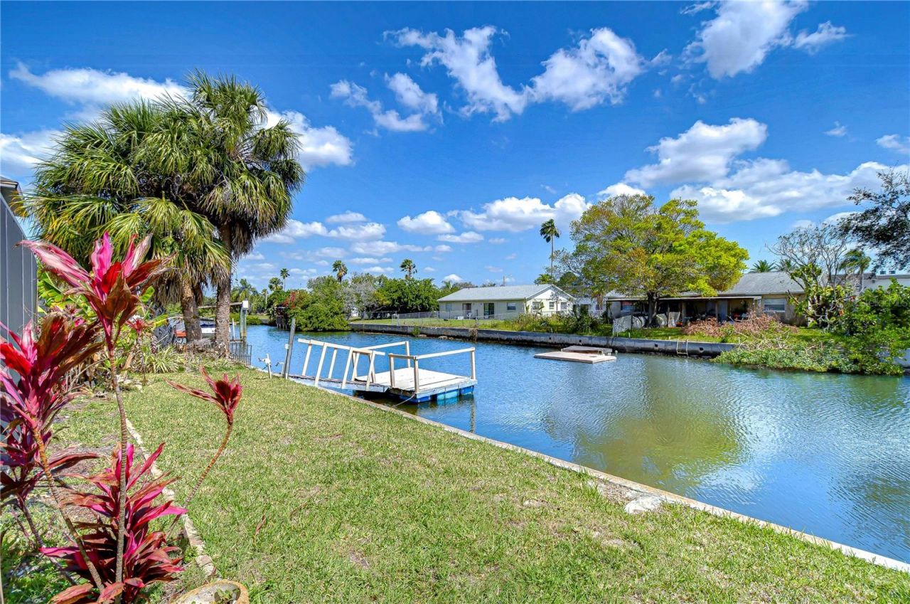 9826 Island Harbor Drive, Port Richey, FL 34668 Photo