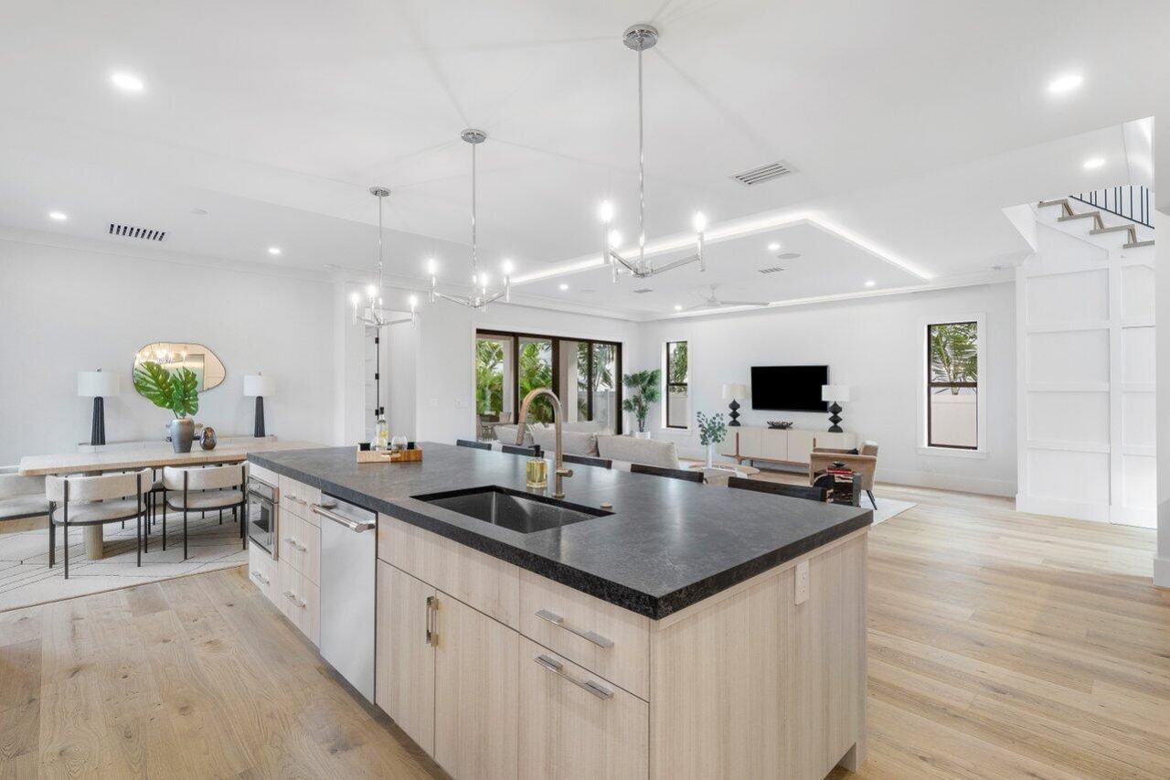 735 SE 4th Avenue, Delray Beach, FL 33483 Photo