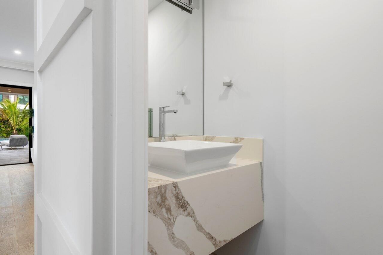 735 SE 4th Avenue, Delray Beach, FL 33483 Photo