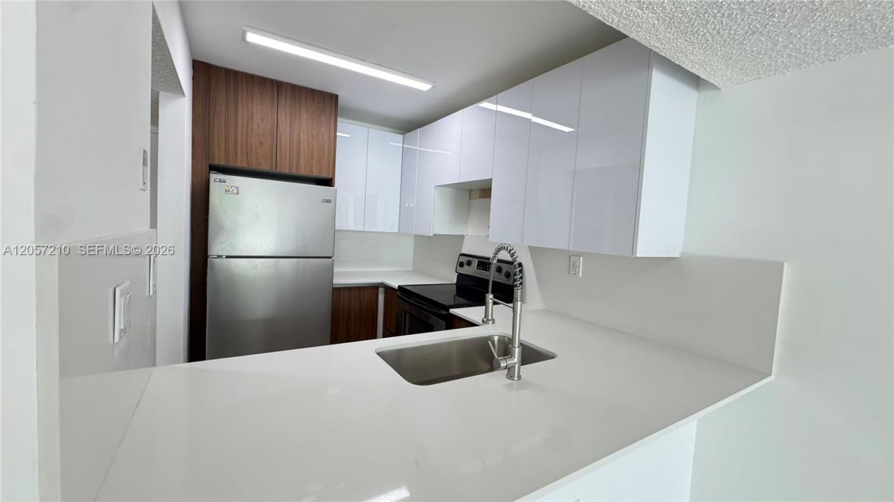 8000 SW 149th Ave , Unit A308, Miami, FL 33193 Photo