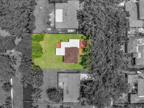 861 Holly Ln , Plantation, FL 33317