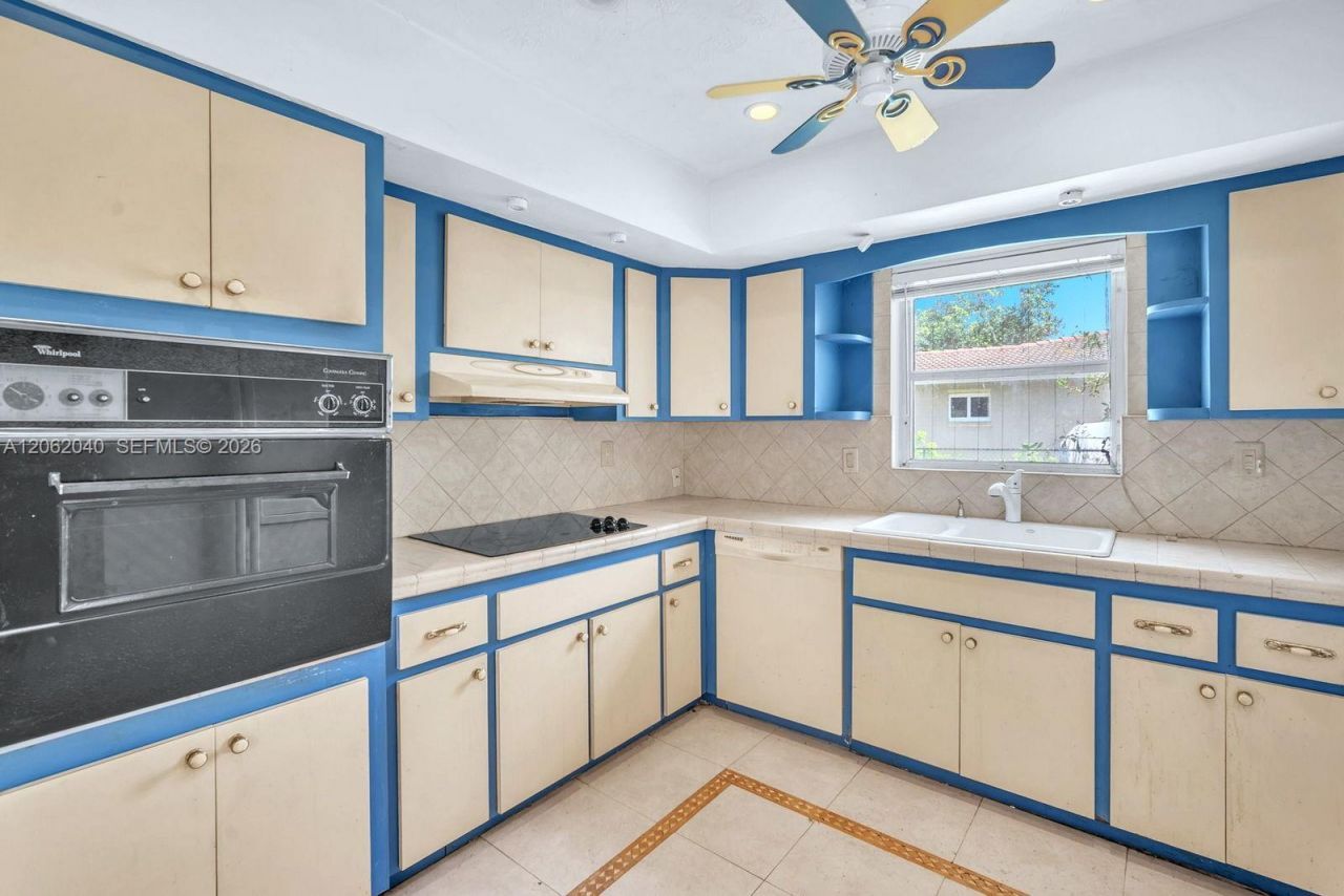861 Holly Ln, Plantation, FL 33317 Photo