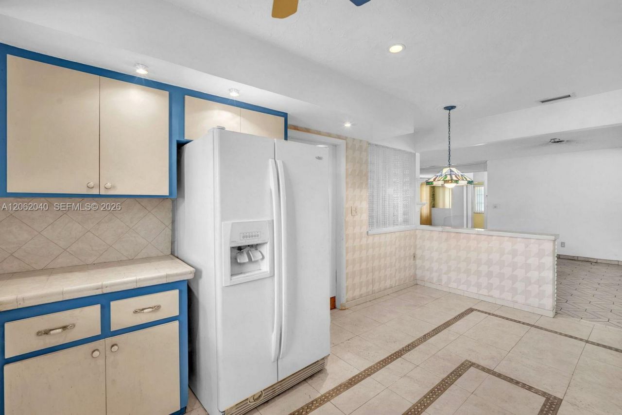 861 Holly Ln, Plantation, FL 33317 Photo