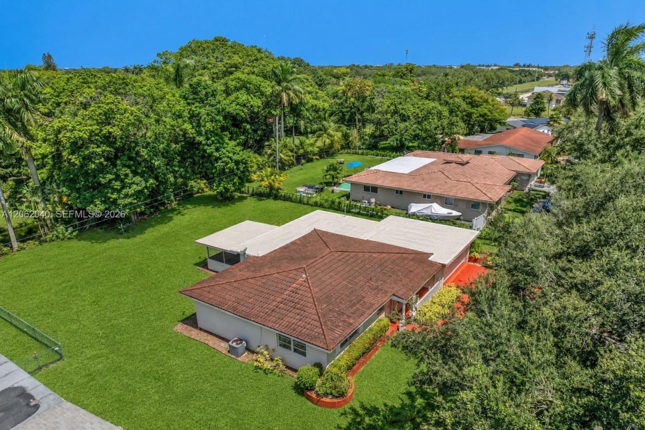 861 Holly Ln, Plantation, FL 33317 Photo