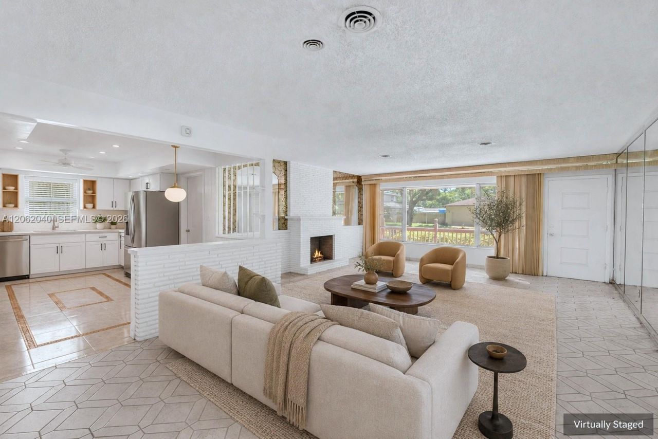 861 Holly Ln, Plantation, FL 33317 Photo