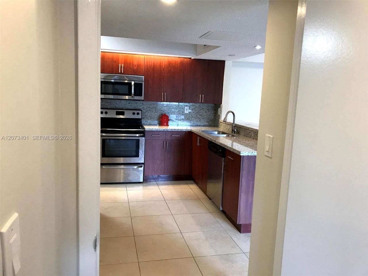 8580 SW 212th St , Unit 105, Cutler Bay, FL 33189 Photo