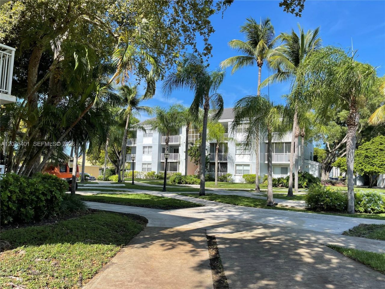 8580 SW 212th St , Unit 105, Cutler Bay, FL 33189 Photo