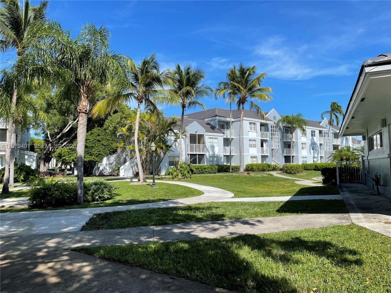 8580 SW 212th St , Unit 105, Cutler Bay, FL 33189 Photo