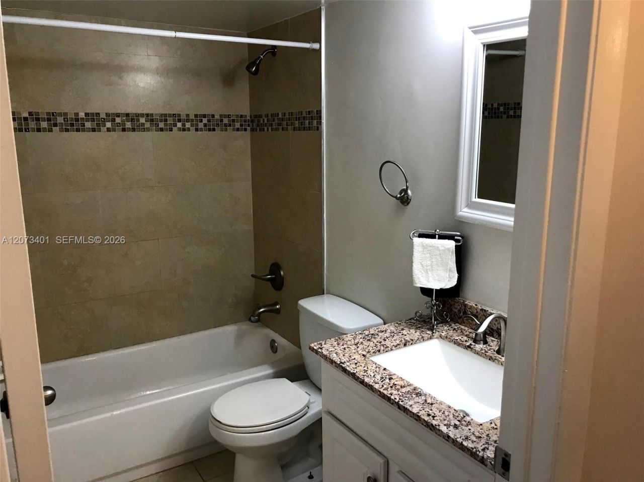 8580 SW 212th St , Unit 105, Cutler Bay, FL 33189 Photo
