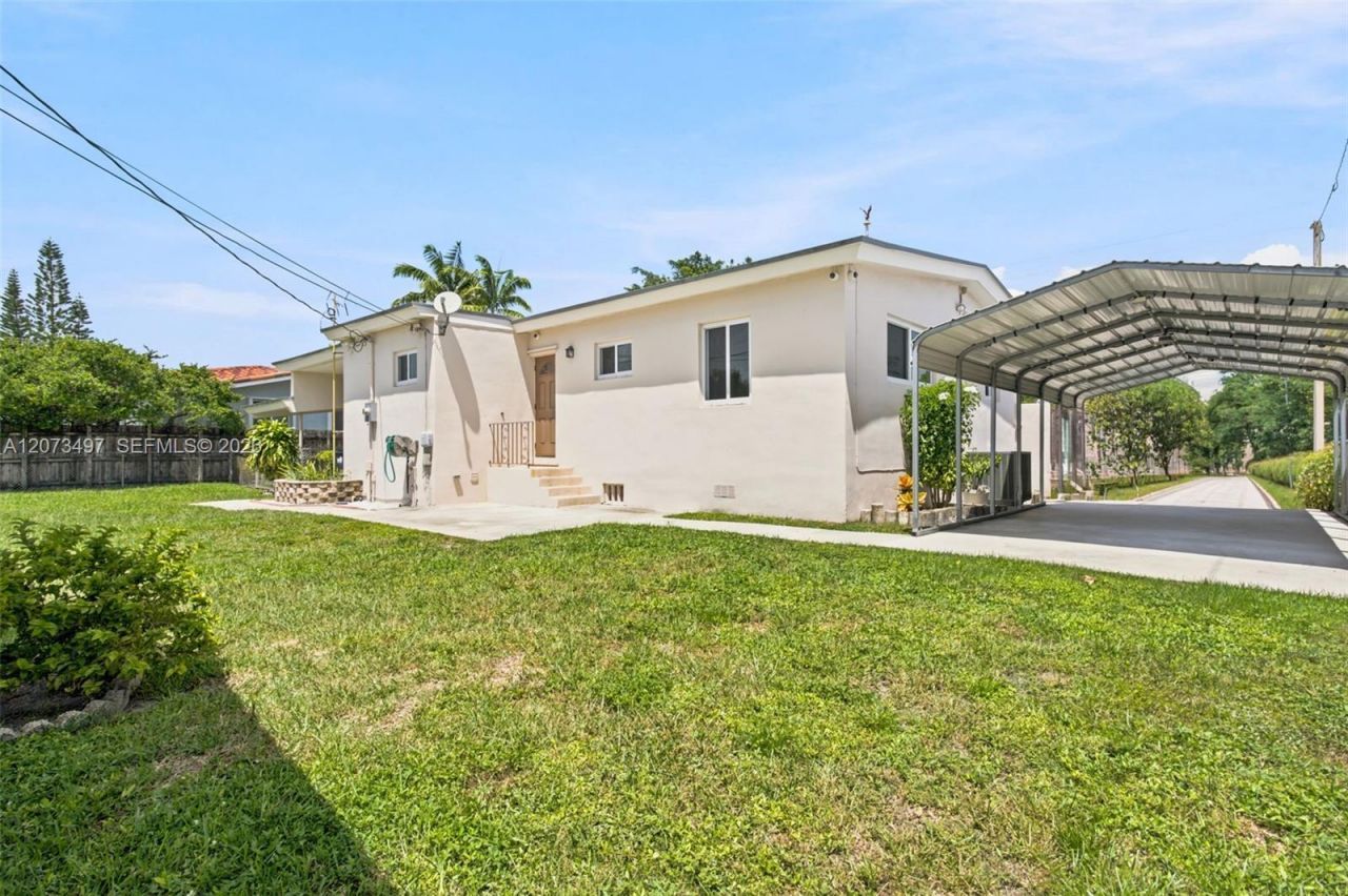 3240 SW 84th Ave, Miami, FL 33155 Photo