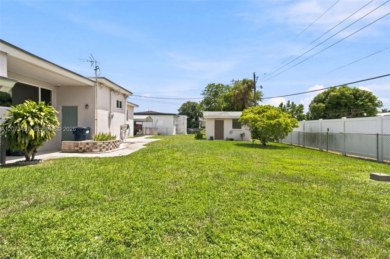 3240 SW 84th Ave, Miami, FL 33155 Photo
