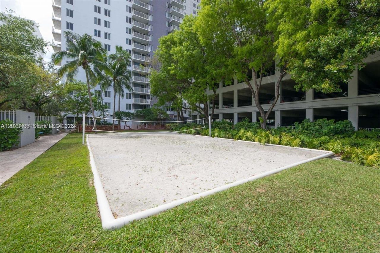 850 N Miami Ave , Unit W-708, Miami, FL 33136 Photo