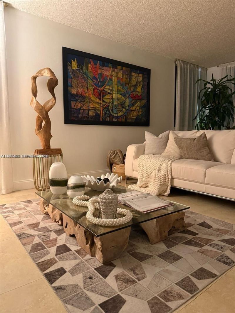 850 N Miami Ave , Unit W-708, Miami, FL 33136 Photo
