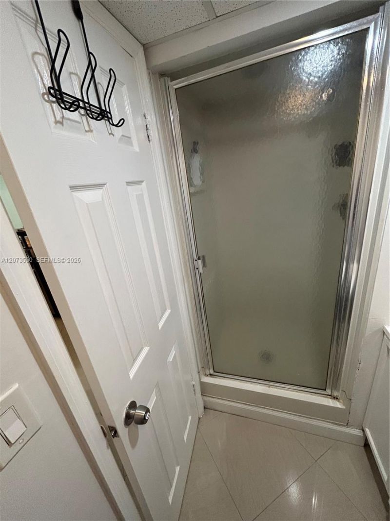 6450 Collins Ave, Unit 707, Miami Beach, FL 33141 Photo
