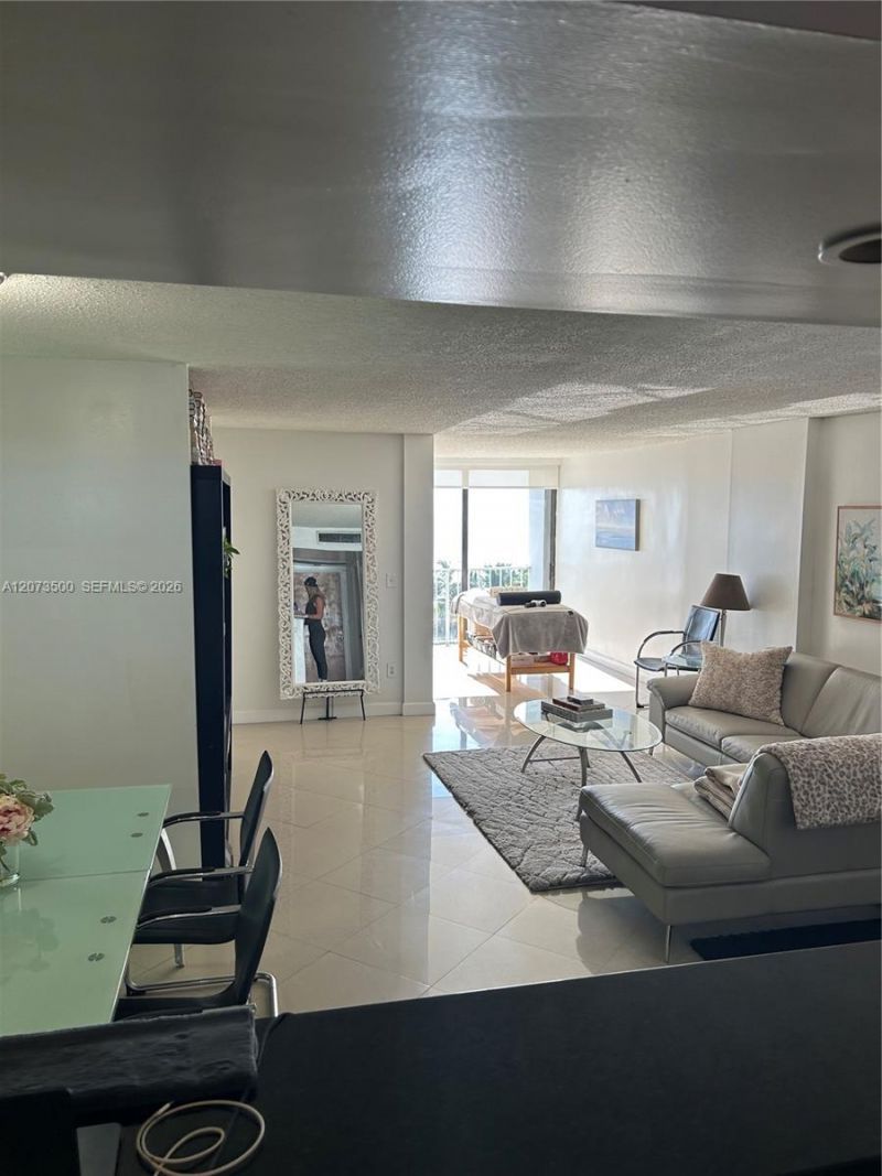 6450 Collins Ave, Unit 707, Miami Beach, FL 33141 Photo