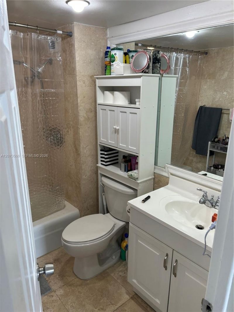 6450 Collins Ave, Unit 707, Miami Beach, FL 33141 Photo