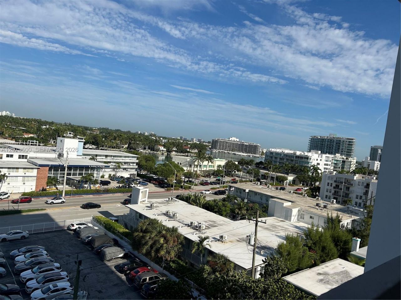 6450 Collins Ave, Unit 707, Miami Beach, FL 33141 Photo