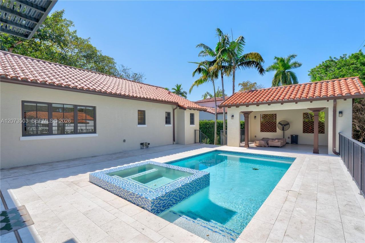 519 Alhambra Cir , Coral Gables, FL 33134 Photo