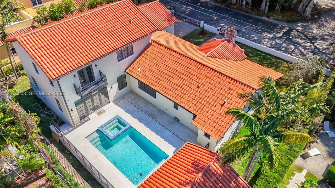 519 Alhambra Cir , Coral Gables, FL 33134 Photo