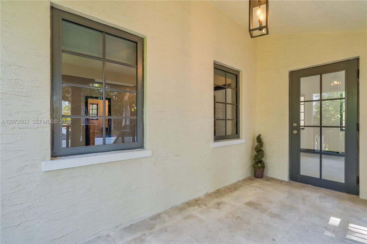 519 Alhambra Cir , Coral Gables, FL 33134 Photo