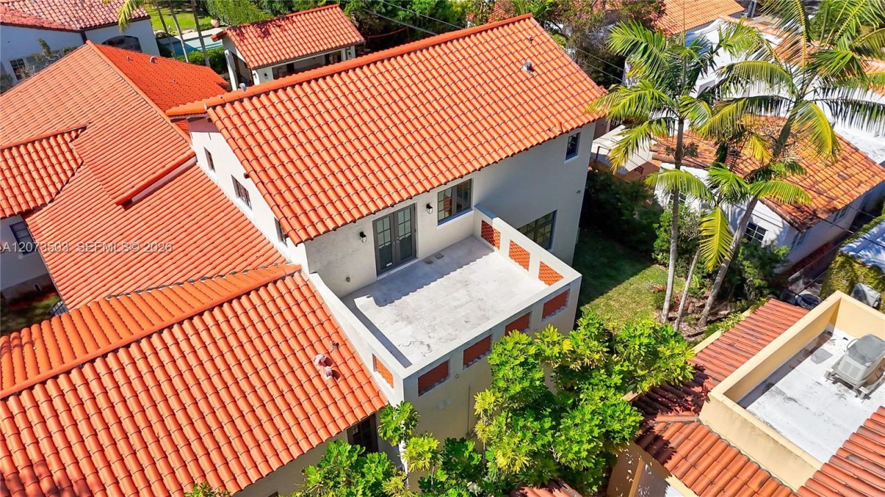 519 Alhambra Cir , Coral Gables, FL 33134 Photo