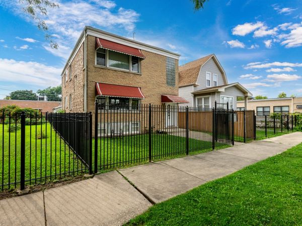 5038 N HARDING Avenue , Chicago, IL 60625