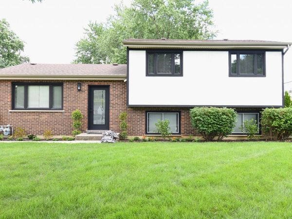 515 N La Londe Avenue , Lombard, IL 60148