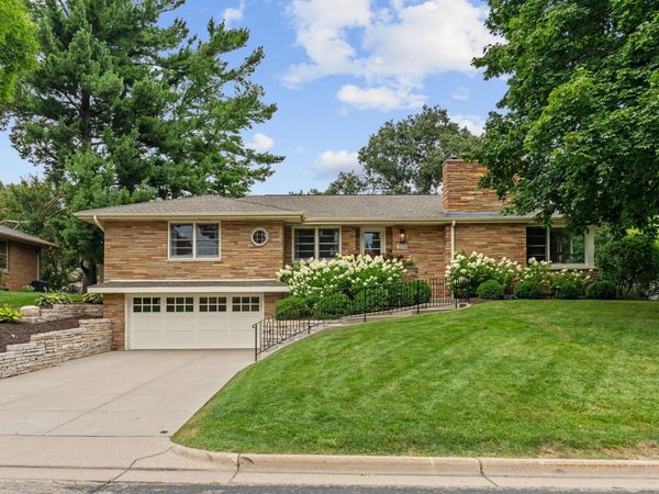 5234 Hollywood Road, Edina, MN 55436