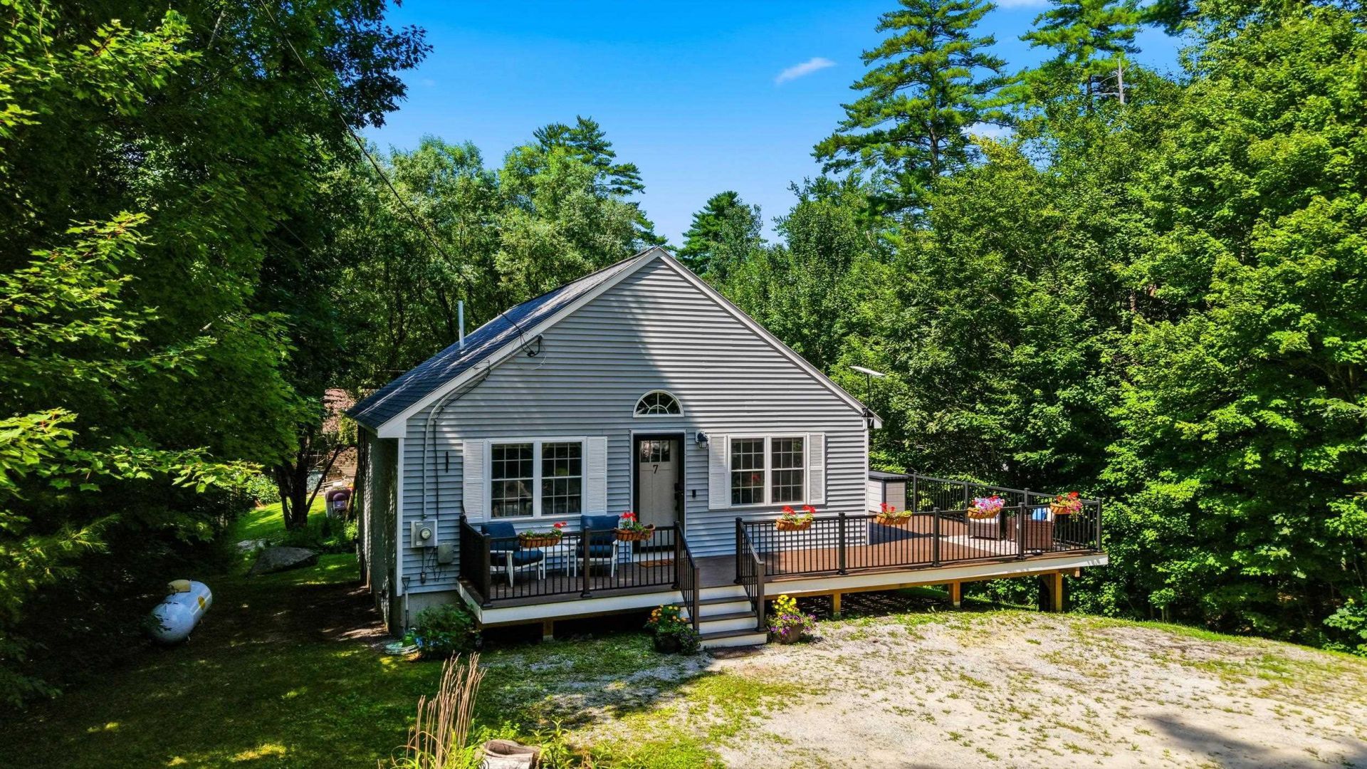 7 Old Lantern Road, Hillsborough, NH 03244 Main Photo
