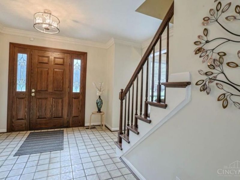 2241 Donnington Lane, Anderson Township, OH 45244 Photo 7