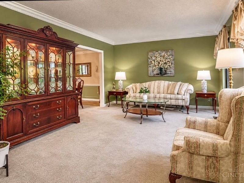 2241 Donnington Lane, Anderson Township, OH 45244 Photo 8