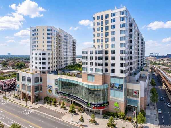 40-26 College Point Boulevard, Unit 16F, Flushing, NY 11354