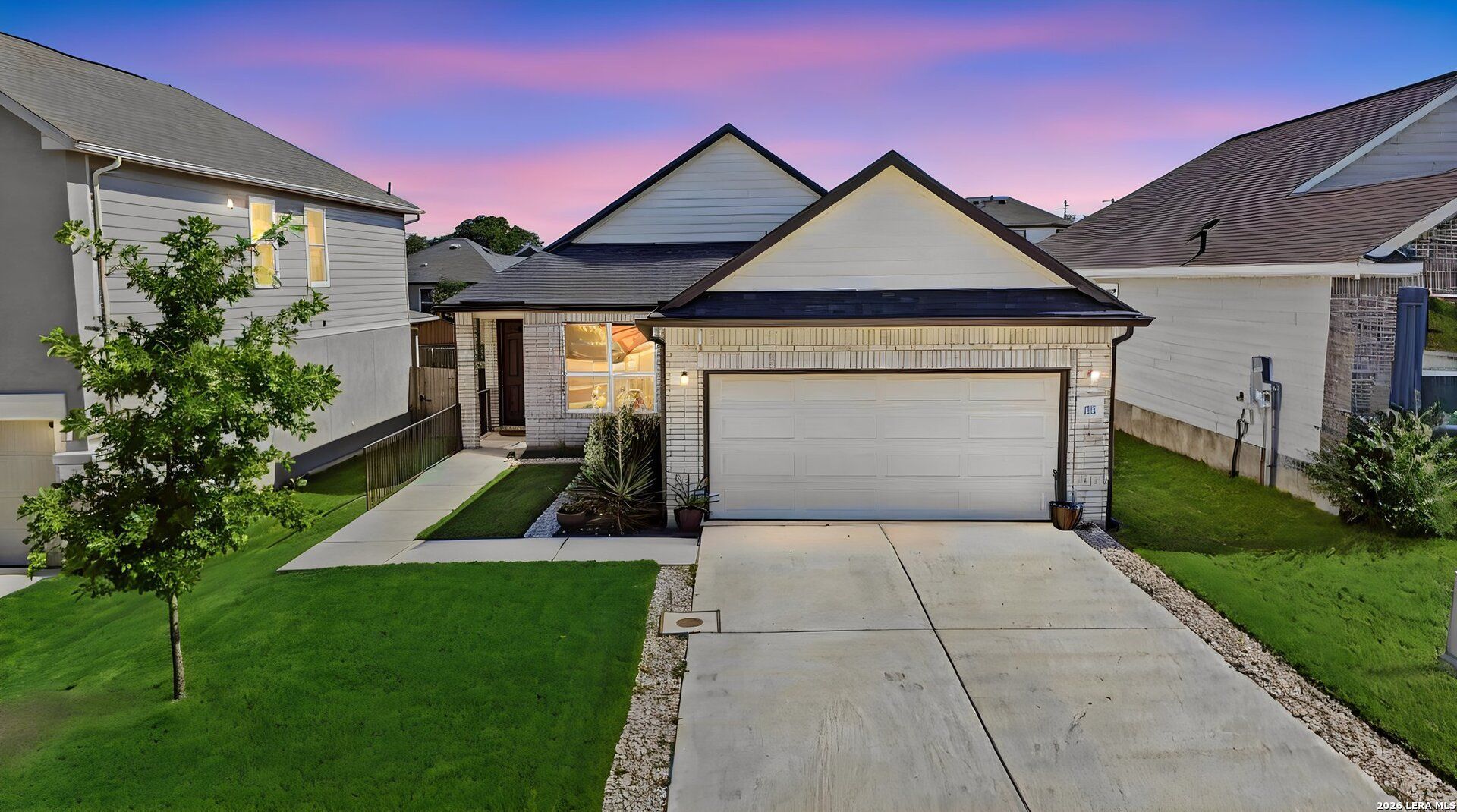 111 E Flowing River Dr, Boerne, TX 78006 Main Photo