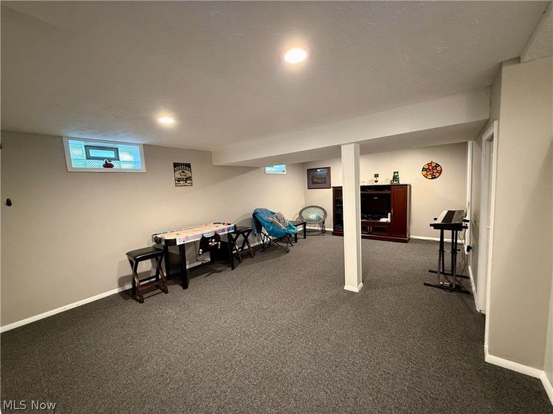 8861 Groveside Drive , Strongsville, OH 44136 Photo 21