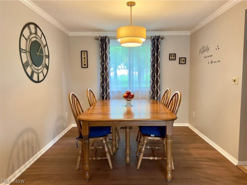 8861 Groveside Drive , Strongsville, OH 44136 Photo 4