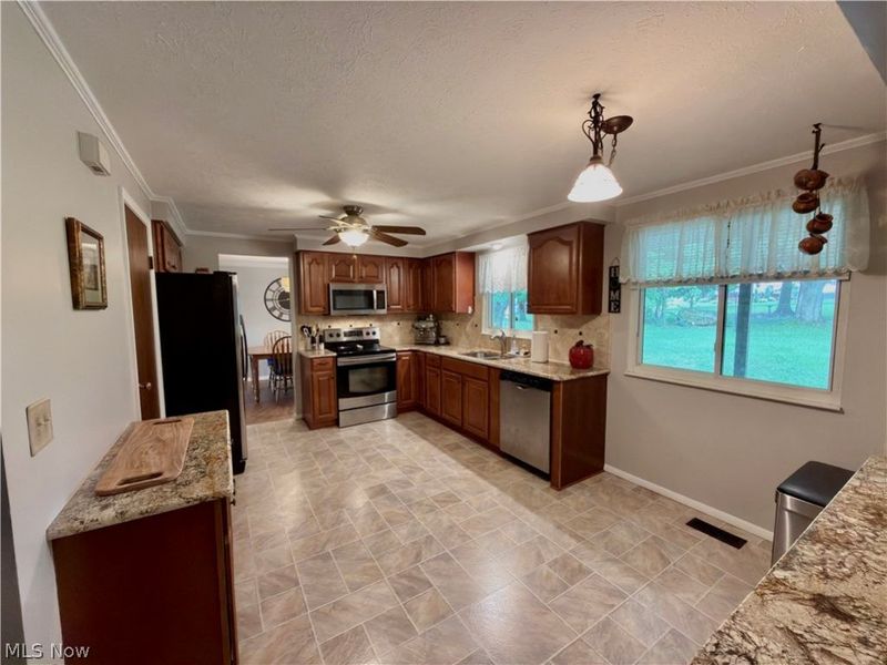 8861 Groveside Drive , Strongsville, OH 44136 Photo 6