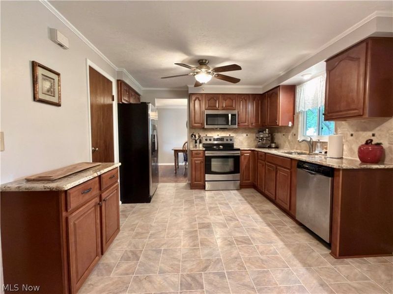 8861 Groveside Drive , Strongsville, OH 44136 Photo 7