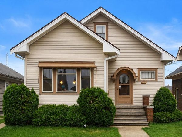 2610 LaSalle STREET, Racine, WI 53402