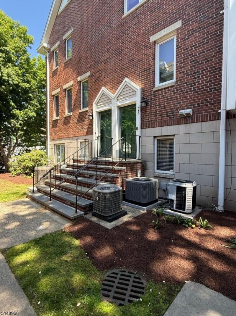 56 Ridgedale Ave, Morristown, NJ 07960 Main Photo