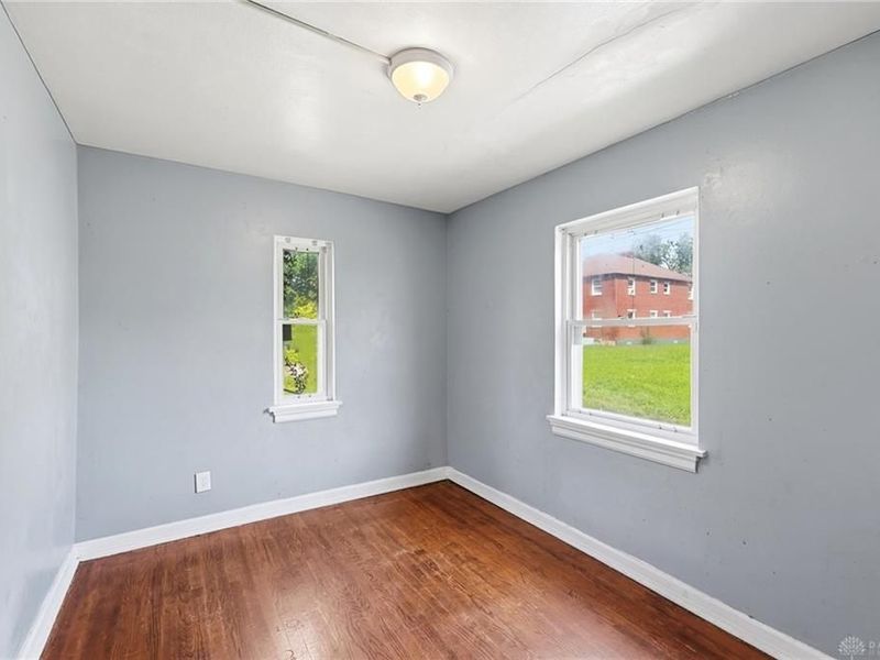 945 Vernon Drive, Dayton, OH 45402 Photo 13