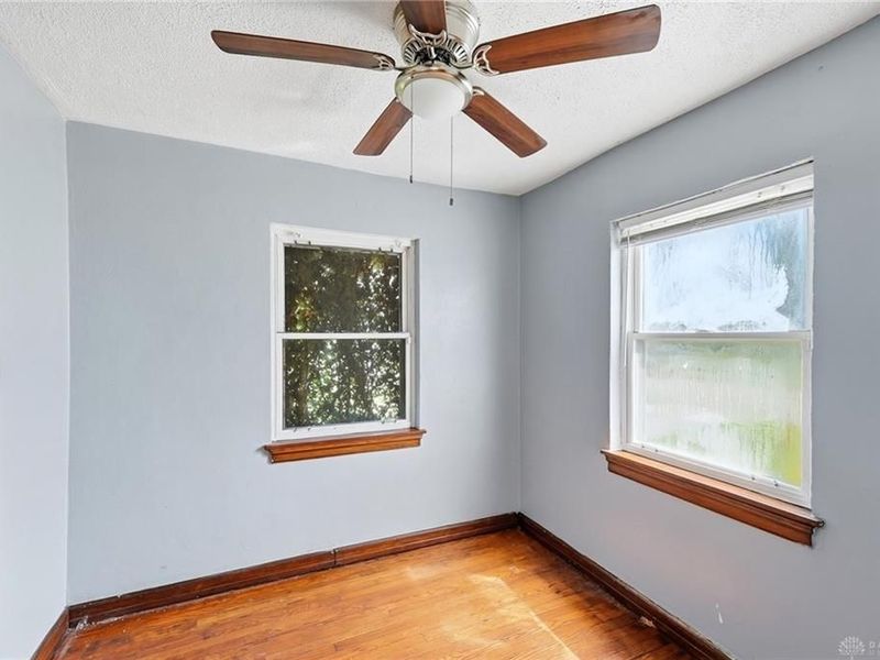 945 Vernon Drive, Dayton, OH 45402 Photo 4