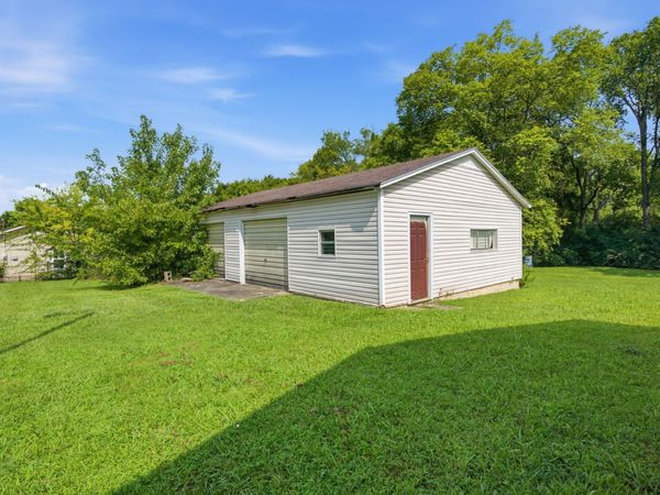 0 Tune Dr, La Vergne, TN 37086