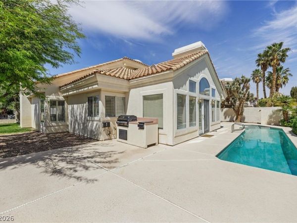 8133 HORIZON LAKE Drive, Las Vegas, NV 89128