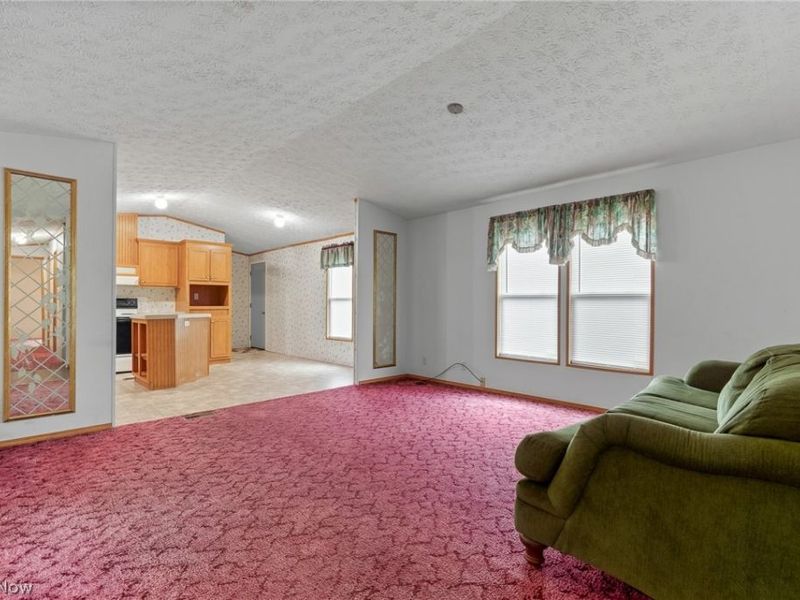 8472 Azalea Road SW, Dennison, OH 44621 Photo 11