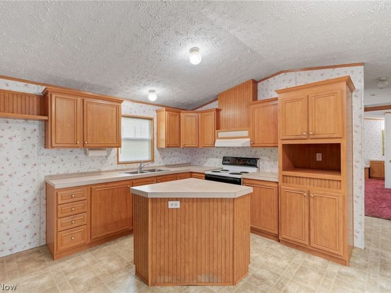 8472 Azalea Road SW, Dennison, OH 44621 Photo 20