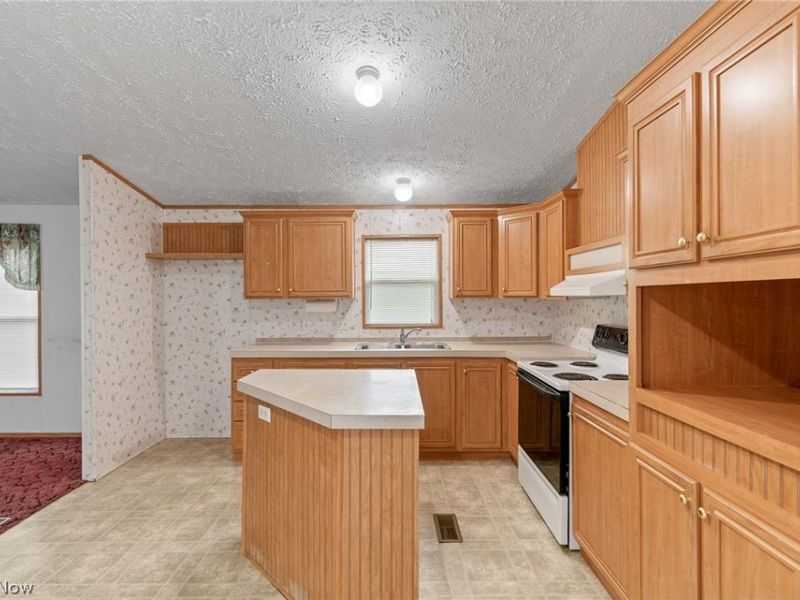 8472 Azalea Road SW, Dennison, OH 44621 Photo 21
