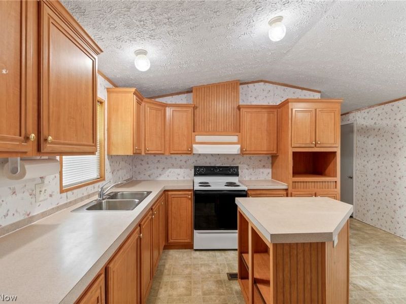 8472 Azalea Road SW, Dennison, OH 44621 Photo 22