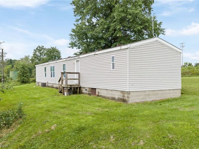 8472 Azalea Road SW, Dennison, OH 44621 Photo 5