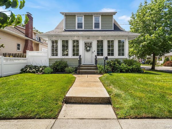 126 Rutland Avenue , Rockville Centre, NY 11570
