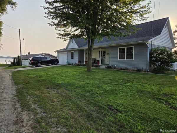 243 Ruddiman Drive , North Muskegon, Mi 49445